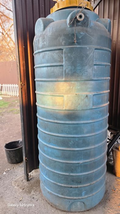 Ёмкость 750 литров