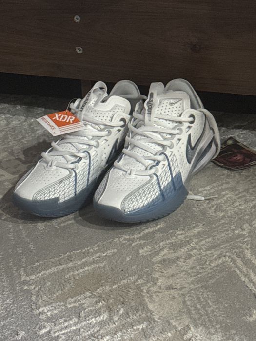 Продам кроссовки Nike GT3