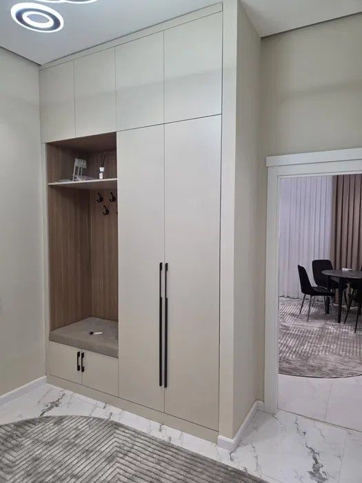 Srochna ijaraga beriladi.Sergeli metro yaqinida shinam 2 xonali uy.