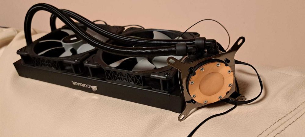 Cooler CPU Corsair Hydro Series H115i PRO RGB
