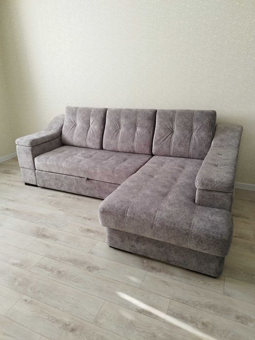Продам диван угловой