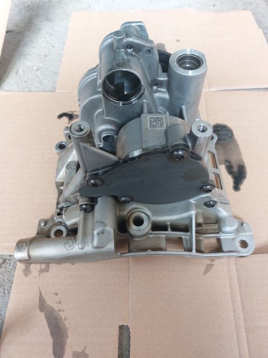Pompă ulei BMW 3000 diesel