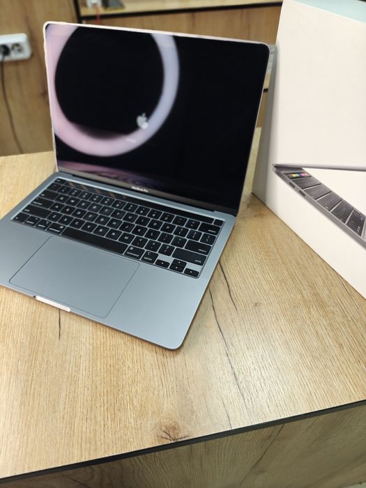 MacBook Pro 13 | TouchBar | 2020 | Intel i5 | 256 | 8 ОЗУ | Макбук Про