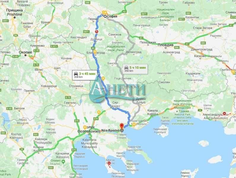 Къща 375м2 с двор 2860м2, магазин и гараж в курортно селище Паралия Врасна, Гърция