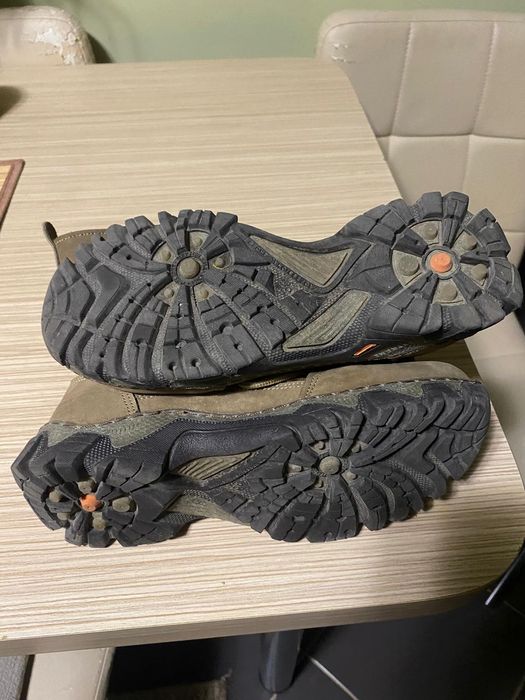 Bocanci militari drumetie