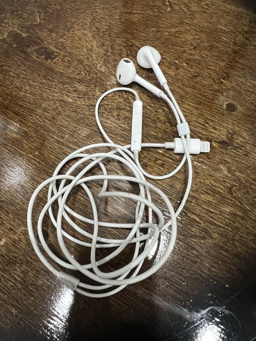 Оригинальные наушники