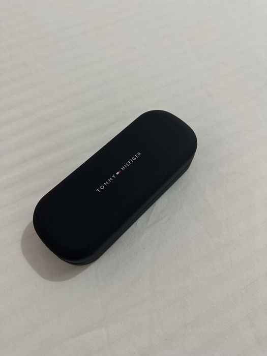 Слънчеви очила Tommy Hilfiger