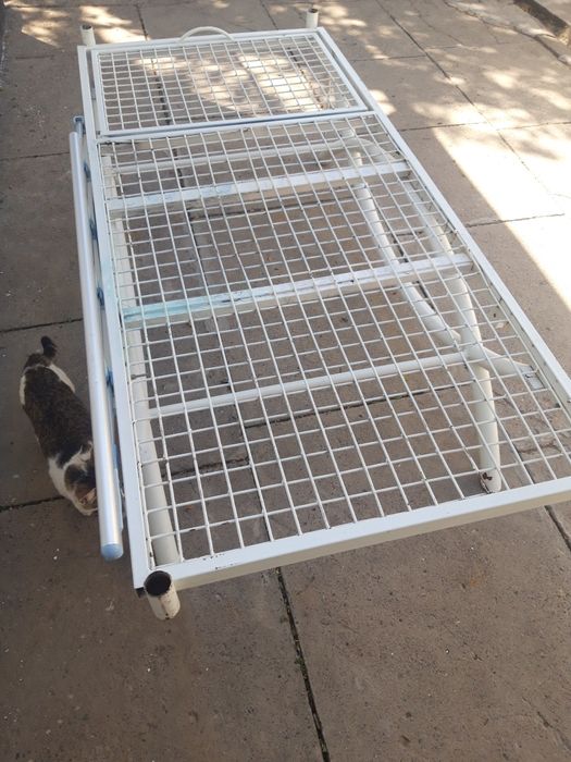 Медицинская кровать