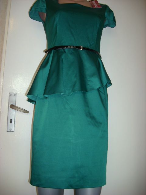 Официална рокля