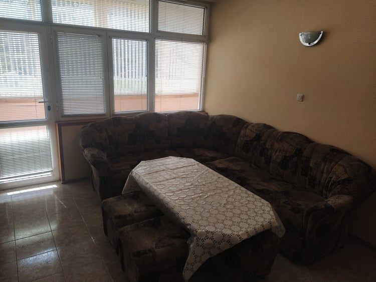 Дава се под наем Двустаен апартамент в Шумен, Томбул джамия - 80 кв.м за 255 € - Снимка #6