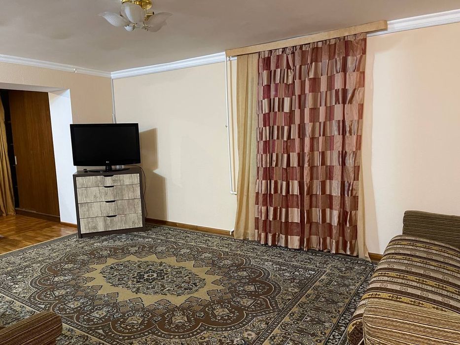 Аренда Буюк Ипак Йули 1/2/5  42м² ориентир 36.6 аптека.