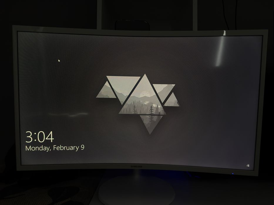 Монитор Samsung C32F391FWU