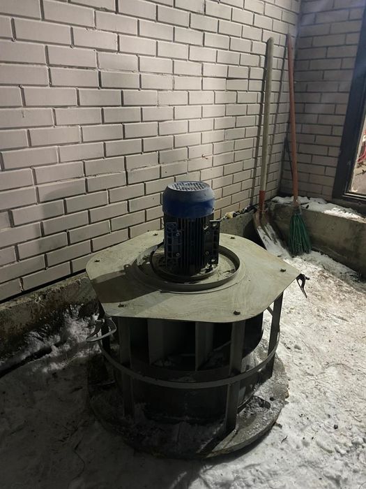 Продам   вытяжку