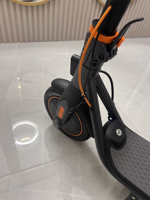 Ninebot KickScooter F40