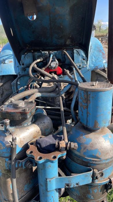 Трактор, в ходовом состоянии, косилка