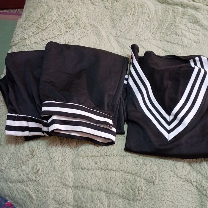 Женский трикотажный костюм