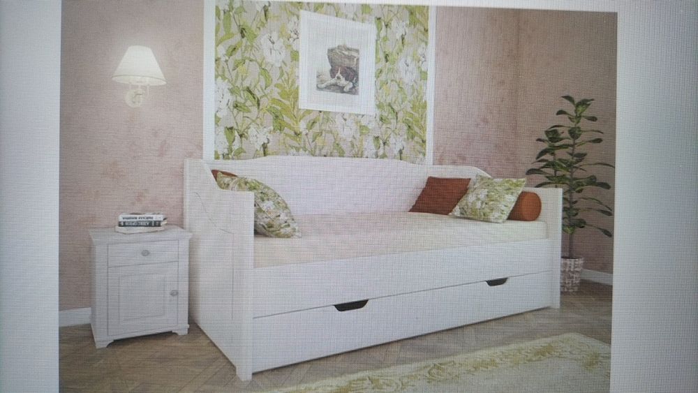 Кровати из дерева