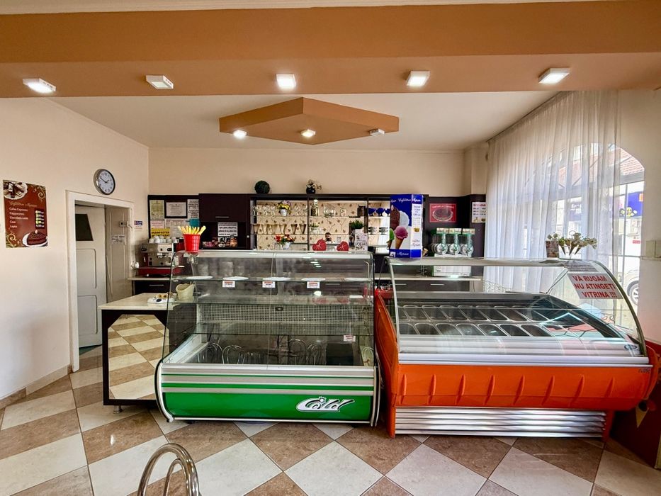 Spatiu comercial de inchiriat, 110 mp, zona Piata, str  Iuliu Maniu