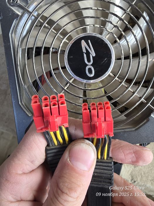 Блок питаня на750 ватт