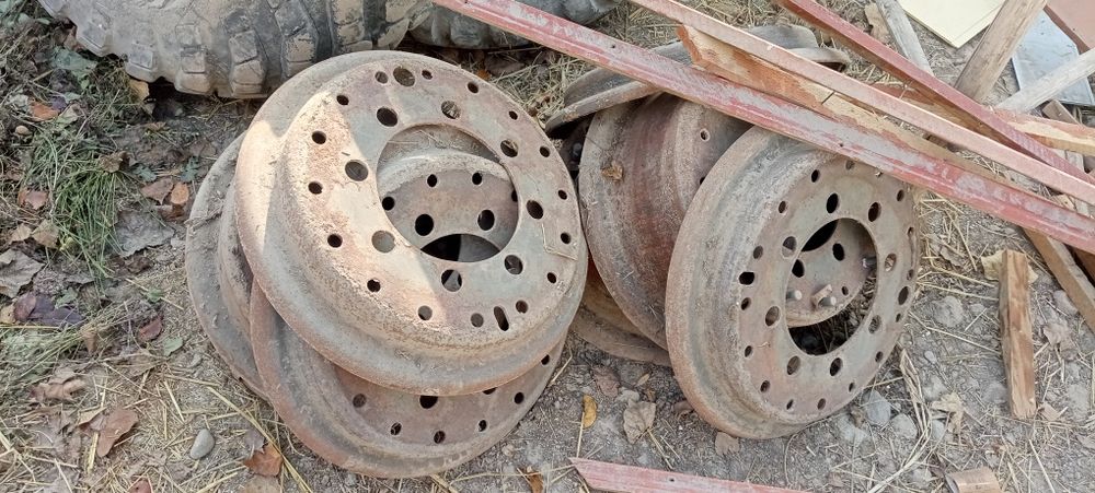 Zil diska sotiladi 4 dona