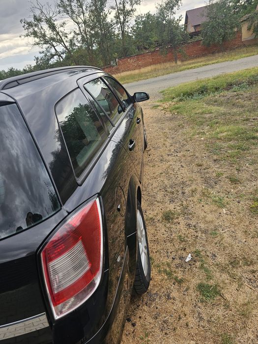 Opel Astra H Caravan 1.6