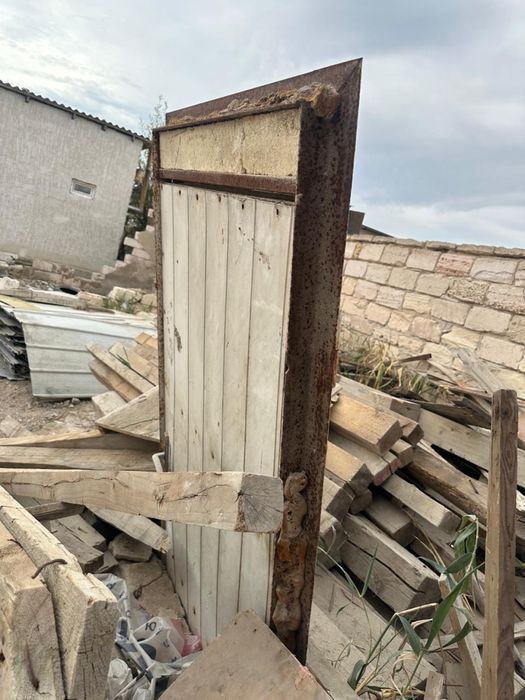 Продается железный дверь