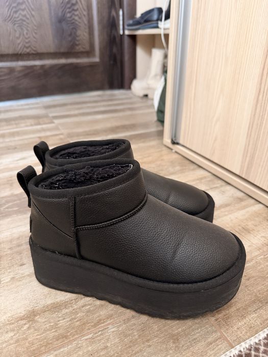 Зимни дамски боти тип ugg