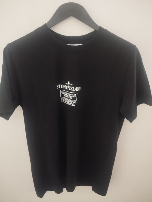 Stone island Спортни екипи.Пролетни и летни (къс ръкав къси панталони)