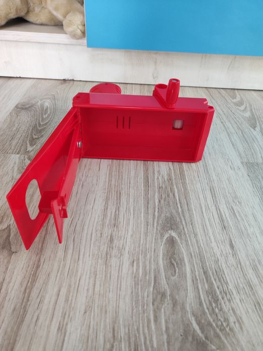 Детски пистолет изстрелващ банкноти