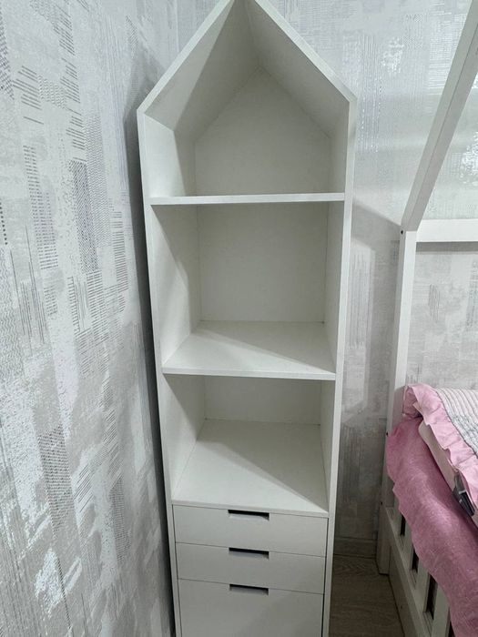 Детская комната для девочки комплектом