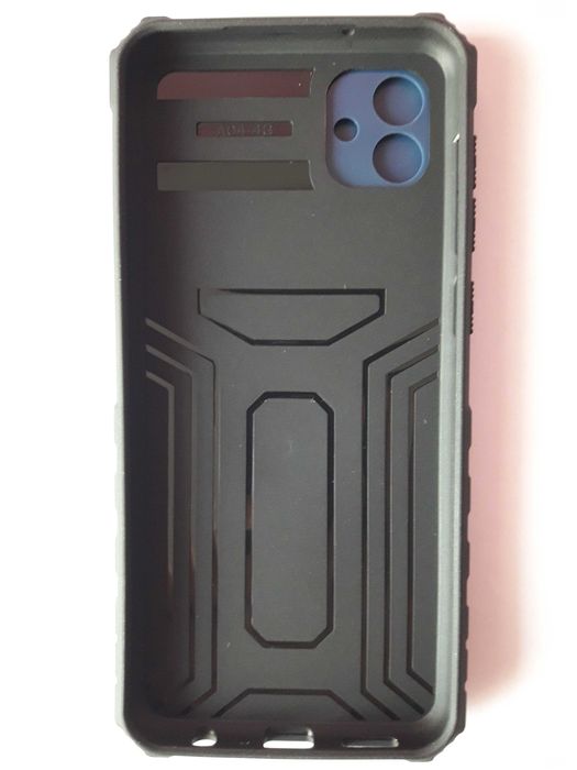 Чехол противоударный для Samsung Galaxy A04