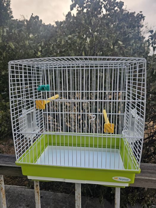 Продам клетку для птиц