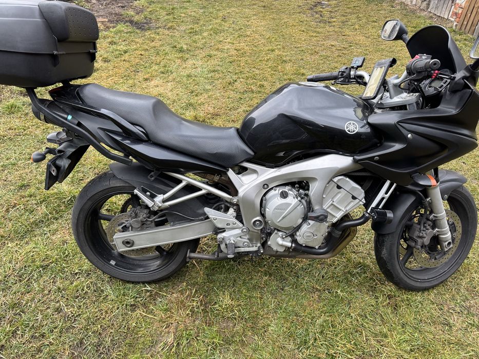 Vand Motocicleta Yamah FZ-6