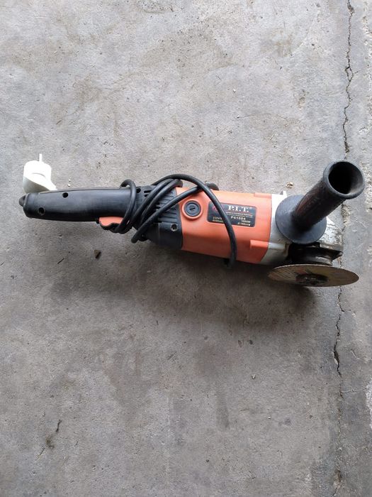 Продам болгарку Pit