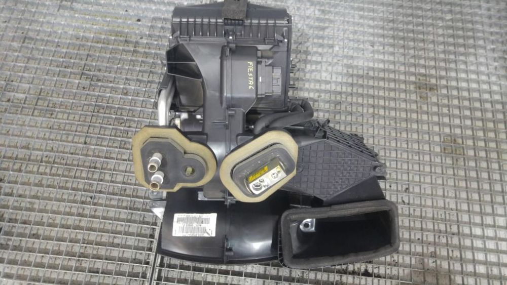 Tulumba aer bord ford fiesta 6 8v51-19b555-fl