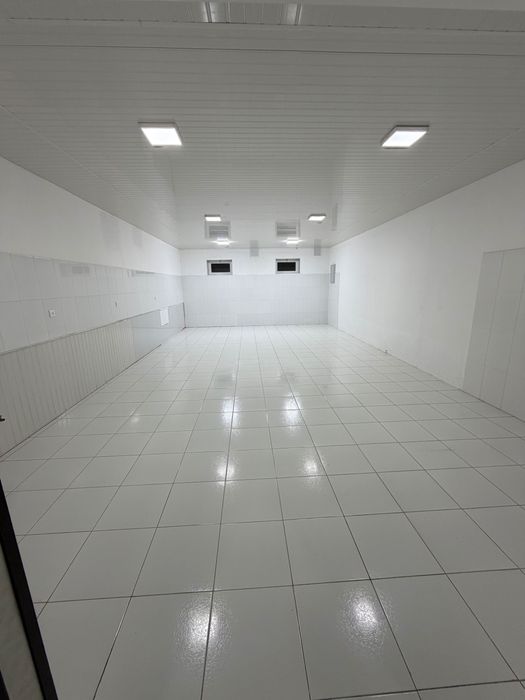Magazin arendaga beriladi padval  ishxona помещение склад