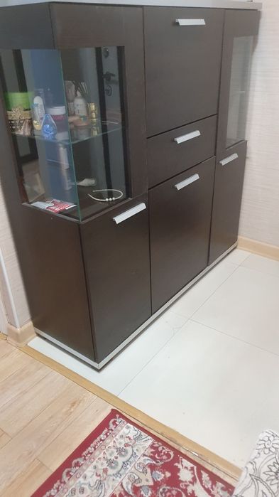 В свящи с переездом распродаю мебель