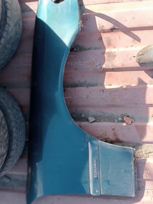 Правое Крыло Мерседес W202