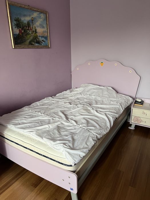 Легло от комплект мебели за детска стая