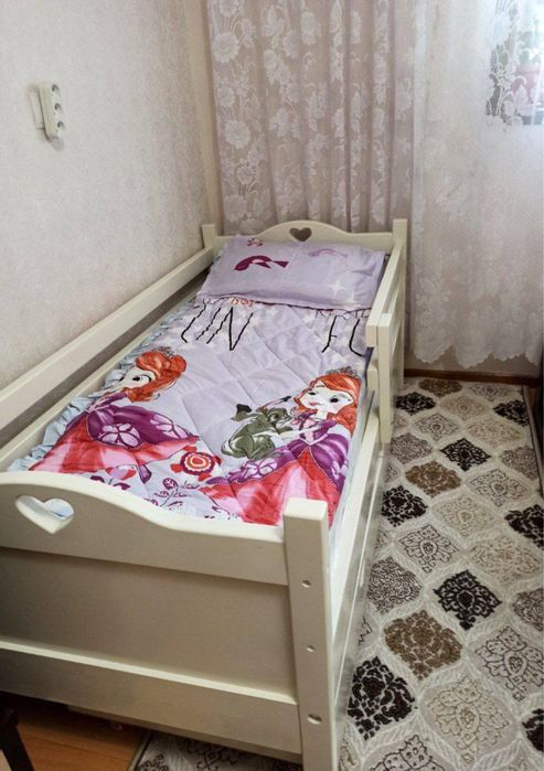 Детская кровать в отличном состоянии
