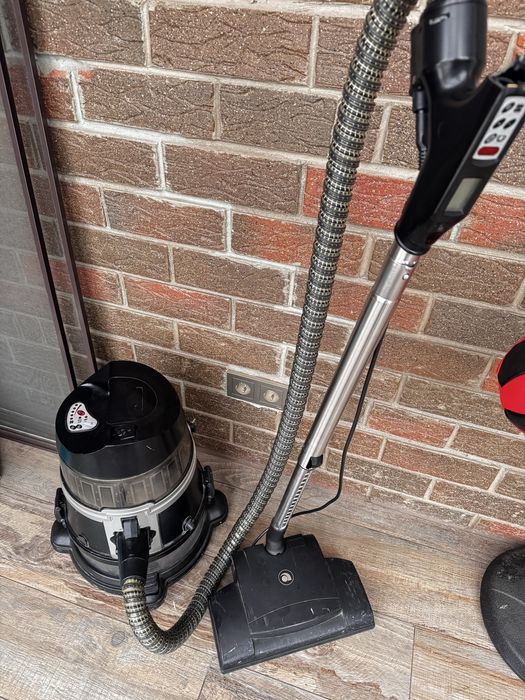 Продам пылесос Робоклин