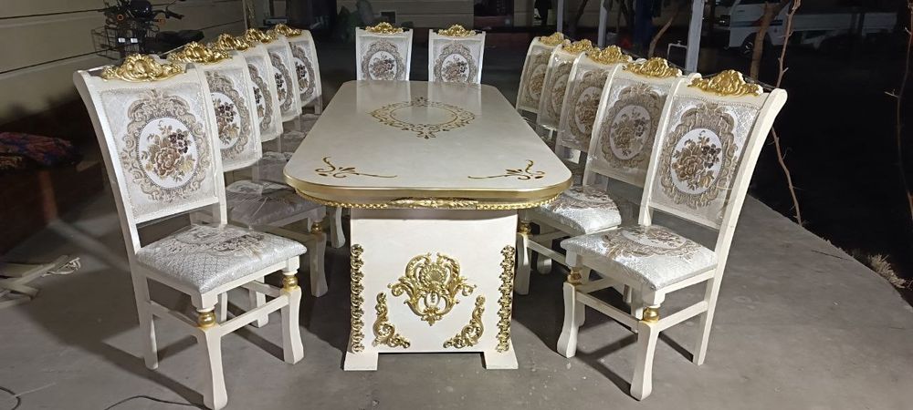 Mehmonxona uchun stol stullar