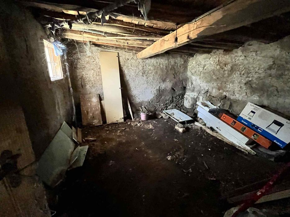 Продава се Къща в с. Ковачевци, Област София-област - 685 кв.м за 112 €/кв.м - Снимка #16