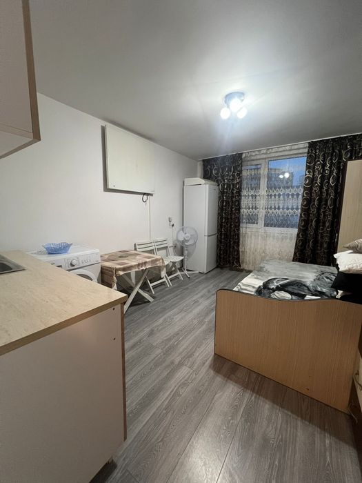 Închiriez garsonieră la capătul troleului (micro 19)