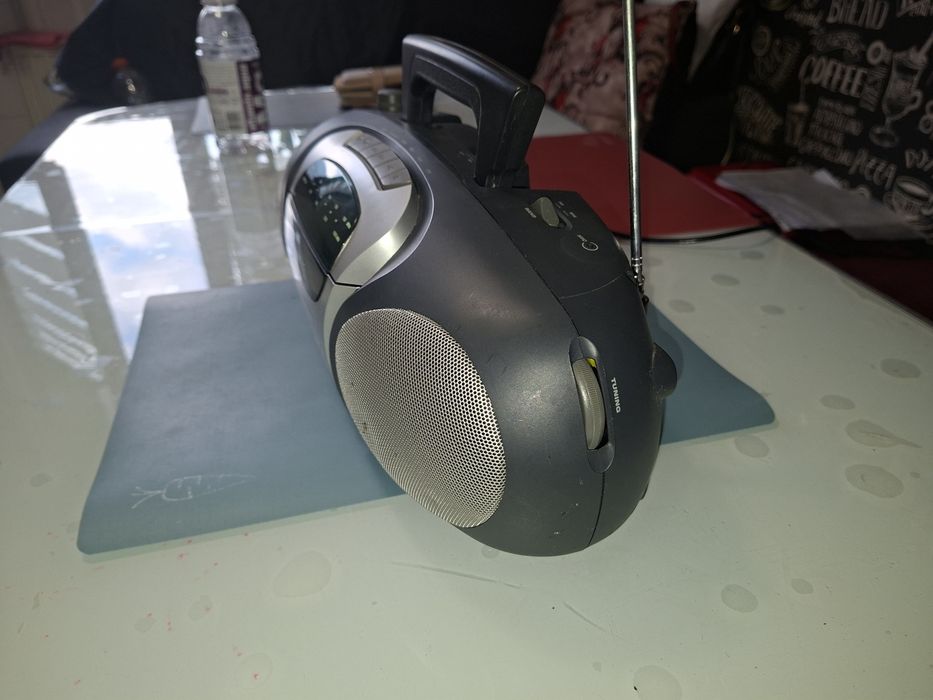 Radiocasetofon Grundig RR316, perfect funcțional,  sunet puternic , Stereo