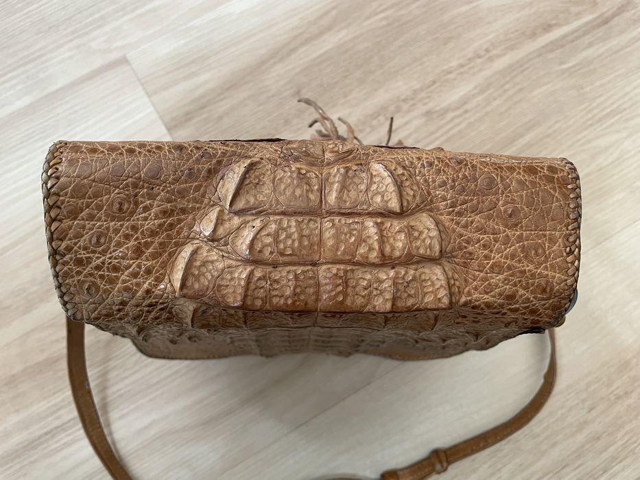 Чанта от естествена крокодилска кожа