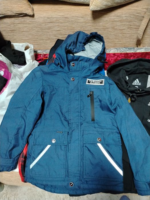 Продам Куртки Весна - Осень