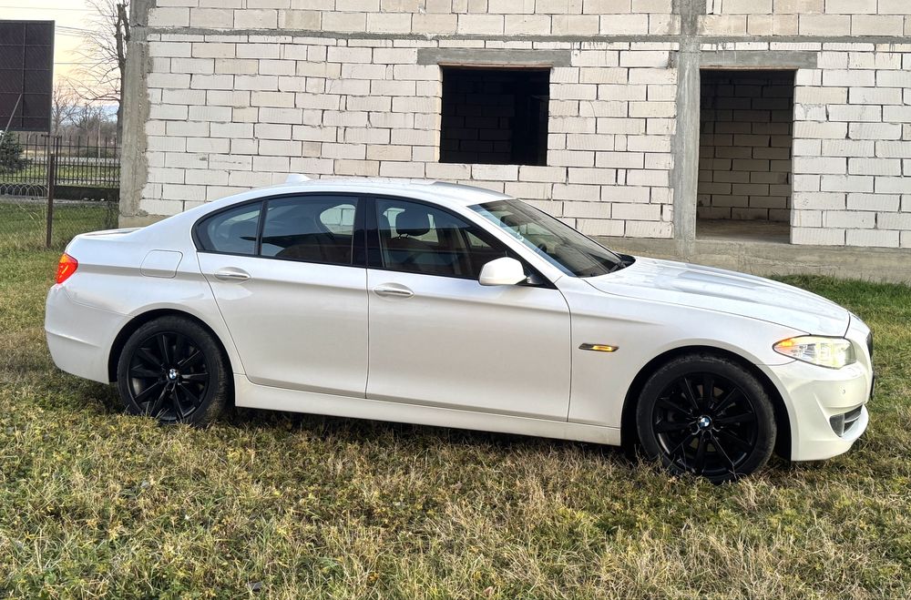 BMW seria 5 / 520d / f10 / 8+1 trepte / head up display