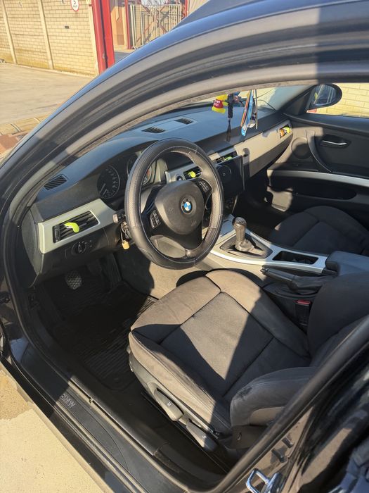 Vand sau schimb Bmw e 91 an 2006