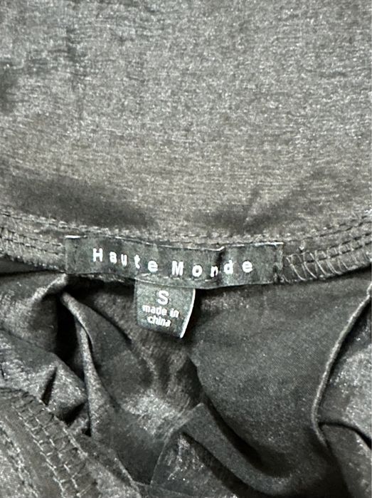 Fusta neagra ocazie, ca noua.